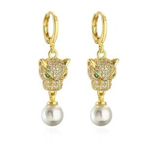 Panthere Green Eyes Crystal Pearl Earrings